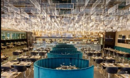 Clamoroso: in 300 all’interno di un ristorante sushi (e non sono i soli)