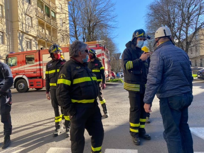 Valenza: stabile pericolante, chiusa via Cavour
