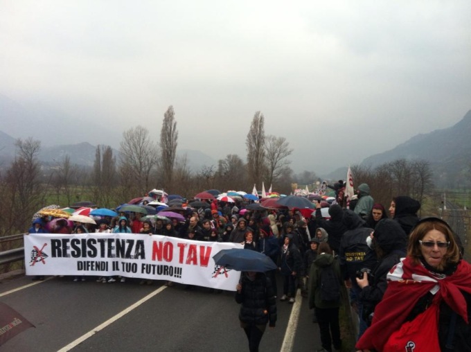 No Tav, liberati i binari della Torino-Modane