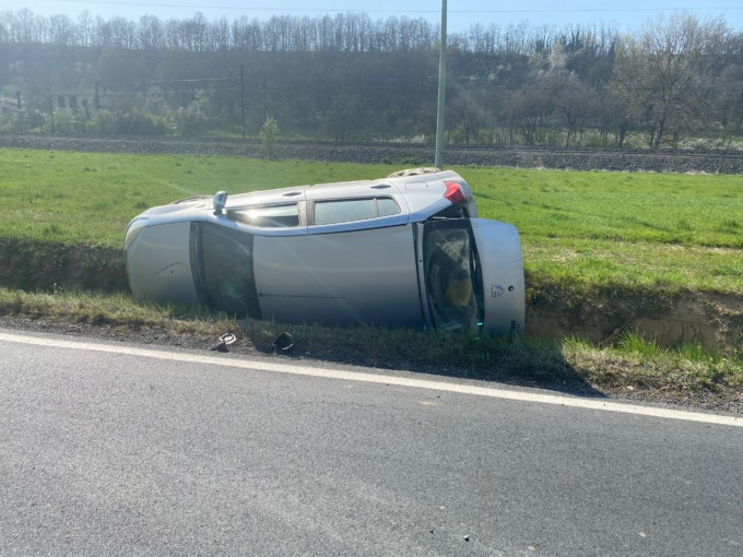 Casal Cermelli: ruba auto, finisce in un fosso e fugge a piedi. Arrestato