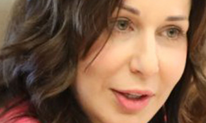 Indagata, dirigente del Miur (e figlia dell’ex sindaca di Casale) si getta dal secondo piano