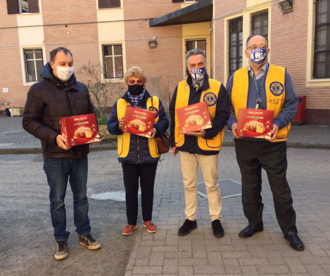 Lions Alessandria: consegnate 255 borse della spesa per la Pasqua Solidale