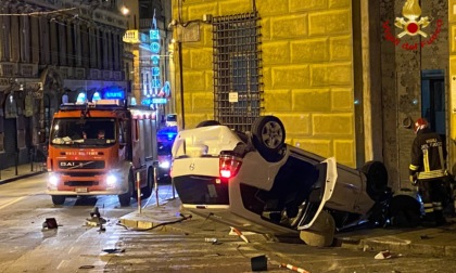 Genova: incidente in largo Zecca, intervengono i Vigili del Fuoco