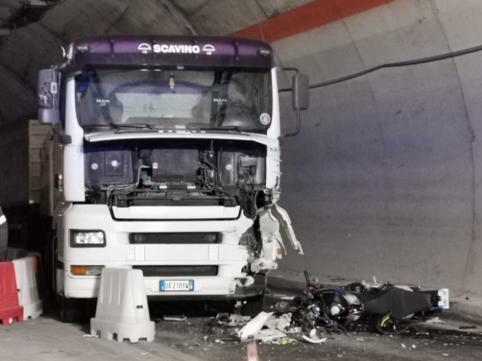 Ventimiglia, morto motociclista sulla statale 20 della Val Roya