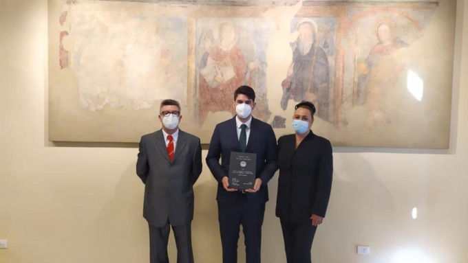 È Riccardo Deamici il primo tortonese a discutere la tesi in biblioteca