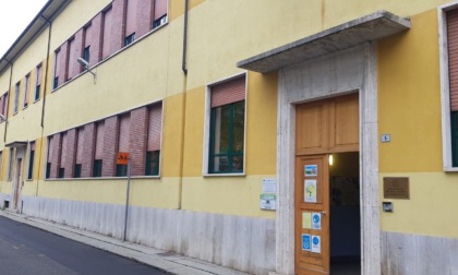 Dopo la chiusura per contagi Covid, riapre la scuola De Amicis di Alessandria