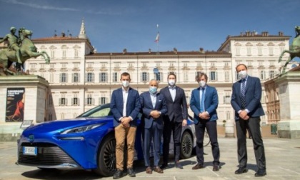 Toyota Motor Italia presenta la Mirai alla Regione Piemonte