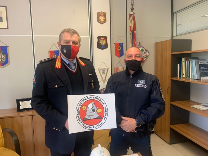 La Polizia Locale di Valenza apre al dialogo via social con i cittadini