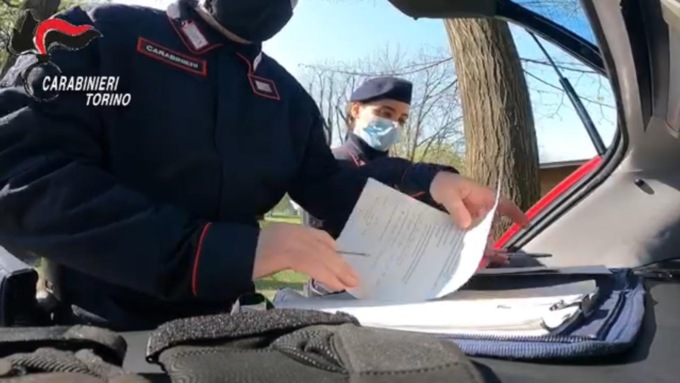 Torino: controlli anti Covid, chiusi tre locali