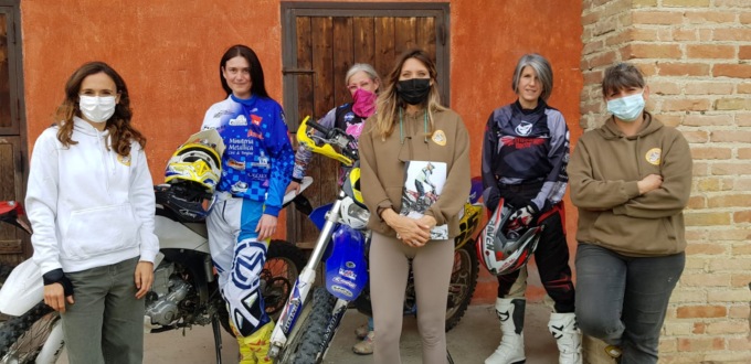 Motociclismo in rosa a Pozzol Groppo