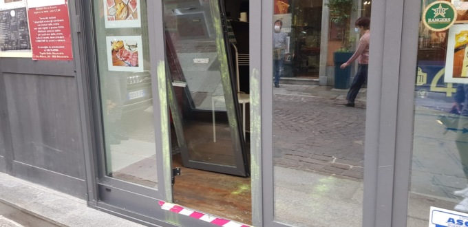 Alessandria: spaccata notturna da Tigella Bella in via Milano