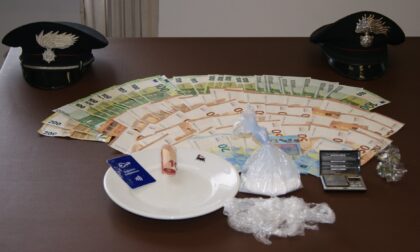 Nascondeva 52 grammi di cocaina in una pentola, arrestato spacciatore a Gavi