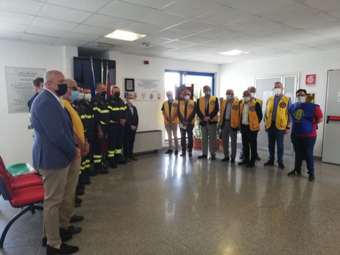 Una targa per i Vigili del Fuoco da Lions e Leo Club Alessandria