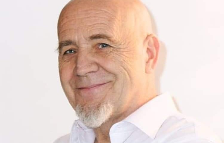 Valenza dà l’addio a Gildo Farinelli, pioniere delle radio libere nell’alessandrino