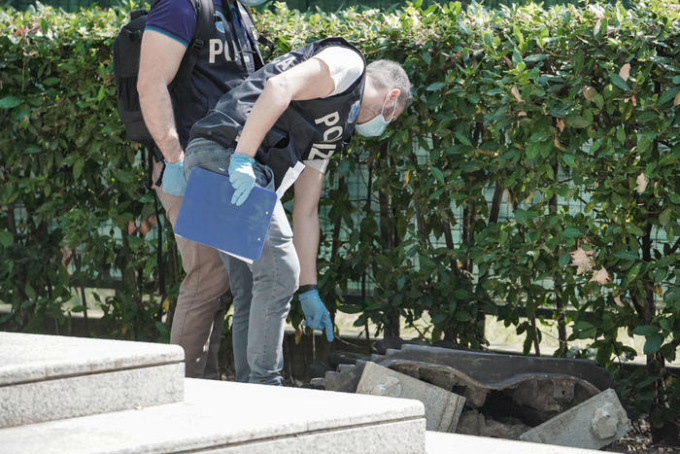 Torino, vandalizzato monumento a caduti di Nassiriya