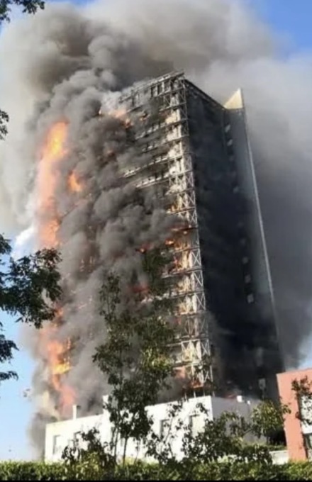 Incendio a Milano: salvi due alessandrini