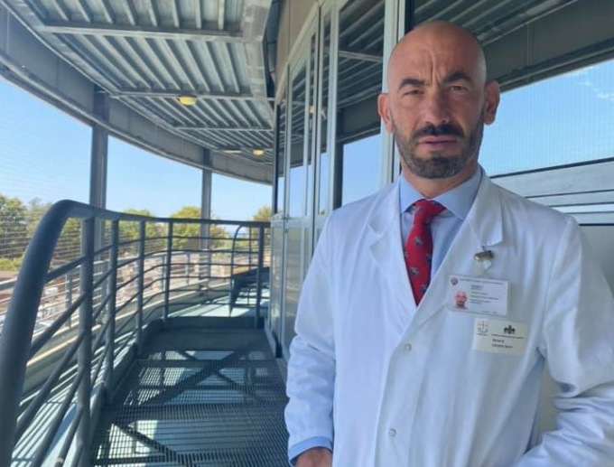 Bassetti, aggressione in un bar da parte di coppia no-vax