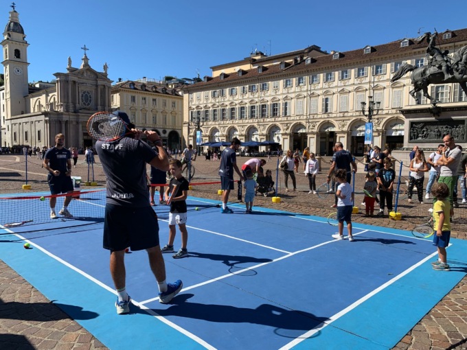 Torino, “Tennis in Piazza”: la finale e la premiazione dei giovani