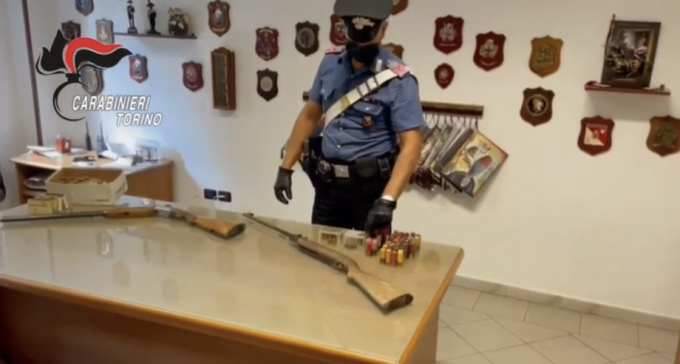 Torino: sequestrate armi e munizioni detenute illegalmente, 2 arresti