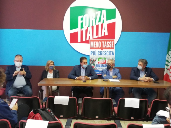 Rivoluzione in giunta: conferenza stampa del gruppo alessandrino di Forza Italia