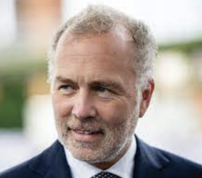 Torino: lieve malore per il candidato sindaco Damilano