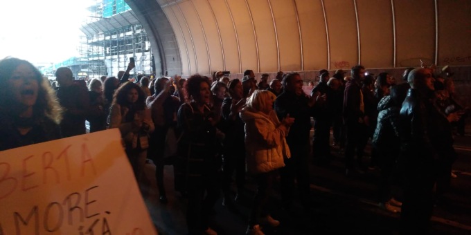 No green pass in corteo a Genova: circa 5 mila i manifestanti