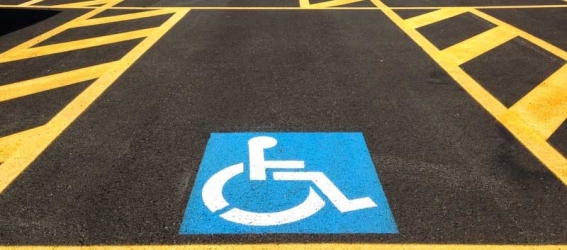 Usavano permessi per invalidi intestati a persone decedute: quattro casi ad Acqui Terme