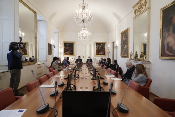 Oro perle e luce nel Rinascimento piemontese: un nuovo Defendente per Alessandria