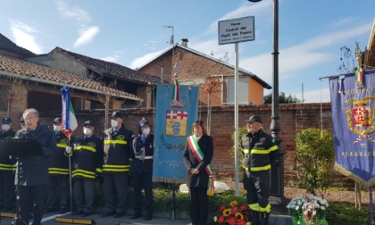 Quargnento: una piazza intitolata ai Caduti dei Vigili del Fuoco