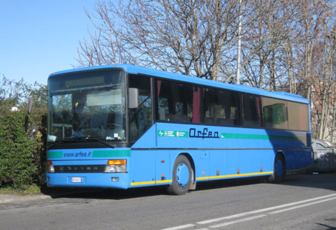 Autobus saltano causa autisti No Green Pass: disagi per gli studenti