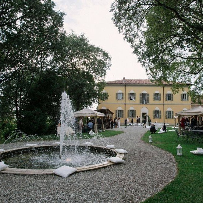 Il ristorante I Due Buoi si trasferisce a Villa Guazzo Candiani