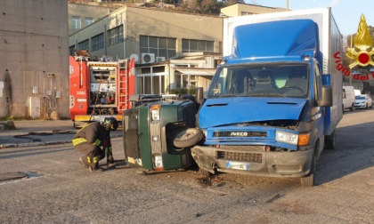 Genova: incidente tra due mezzi in corso Perrone, l’intervento dei Vigili del Fuoco