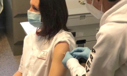 Piemonte, vaccini anticovid: oltre 6 mila oggi, quasi 500 le quinte dosi