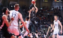 Derthona Basket, beffarda sconfitta all'overtime per mano di Reggio Emilia