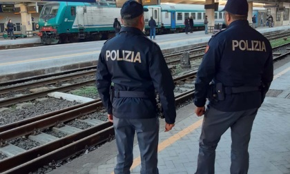 Polfer Liguria, intensificati controlli durante le festività: 2 arresti e 16 denunce