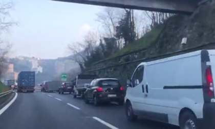 Autostrade: code tra il bivio A7/A10 e il bivio A7/A12 per lavori