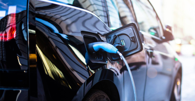 Acqui Terme punta all’elettrico: nuovi punti di ricarica dei veicoli in città