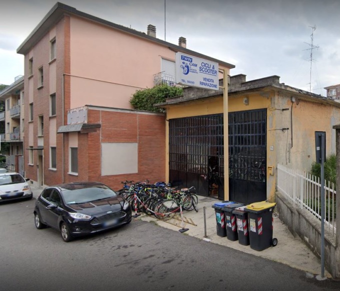 Casale Monferrato, Roberto Avonto del negozio Twin Cam stroncato da un infarto