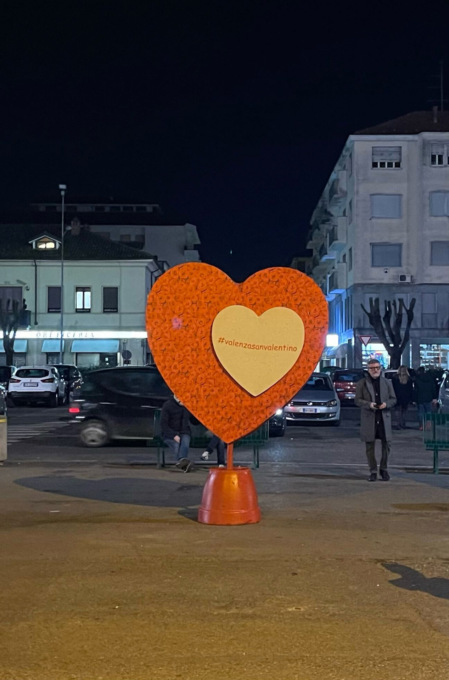 “Valenzasanvalentino”: la vicinanza del comune a cittadini e commercianti