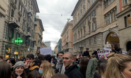 Scuola, migliaia di studenti di nuovo in piazza a Torino e Genova