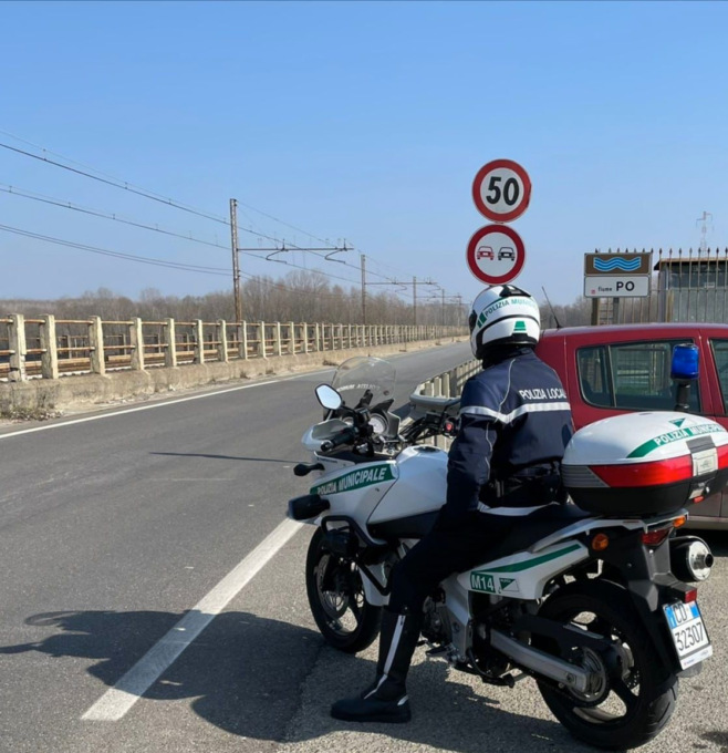 Valenza: continuano i controlli al “Ponte di ferro” della Polizia Locale