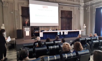Alessandria: cerimonia di consegna dei camici a 54 studenti di Medicina