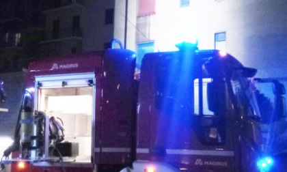 Appartamento in fiamme ad Acqui Terme: evacuata parte del palazzo