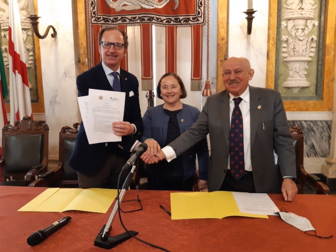 I Lions di Genova donano alberi alla città