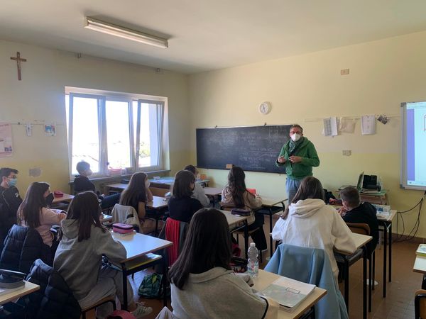LibrInValle 2022 alla scuola media di Murisengo con un intervento dell’autore Dante Paolo Ferraris