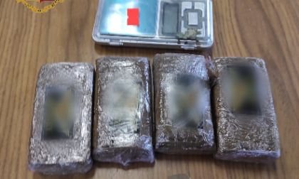 Torino, controlli straordinari a Dora Vanchiglia. Rinvenuti oltre 400 grammi di cannabinoidi