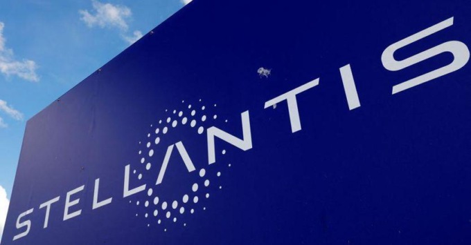 Consiglio aperto automotive, Nicco: “Torino torni ad essere testa e braccia di Stellantis”
