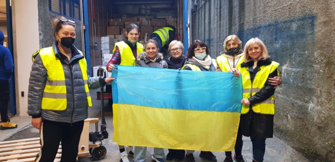 Alessandria, in partenza i generi di prima necessità per l’Ucraina raccolti in via Galimberti