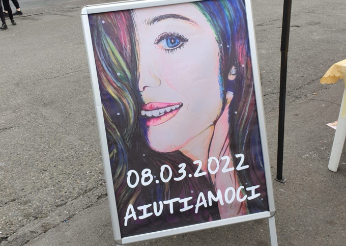 “Aiutiamoci” l’iniziativa delle, con e per le donne contro la violenza