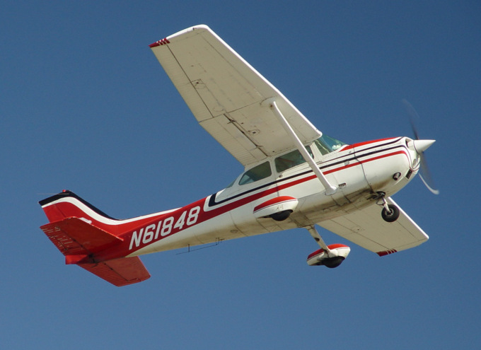 Ruba un aereo in Piemonte ma viene fermato in Francia dall’Aeronautica militare: arrestato